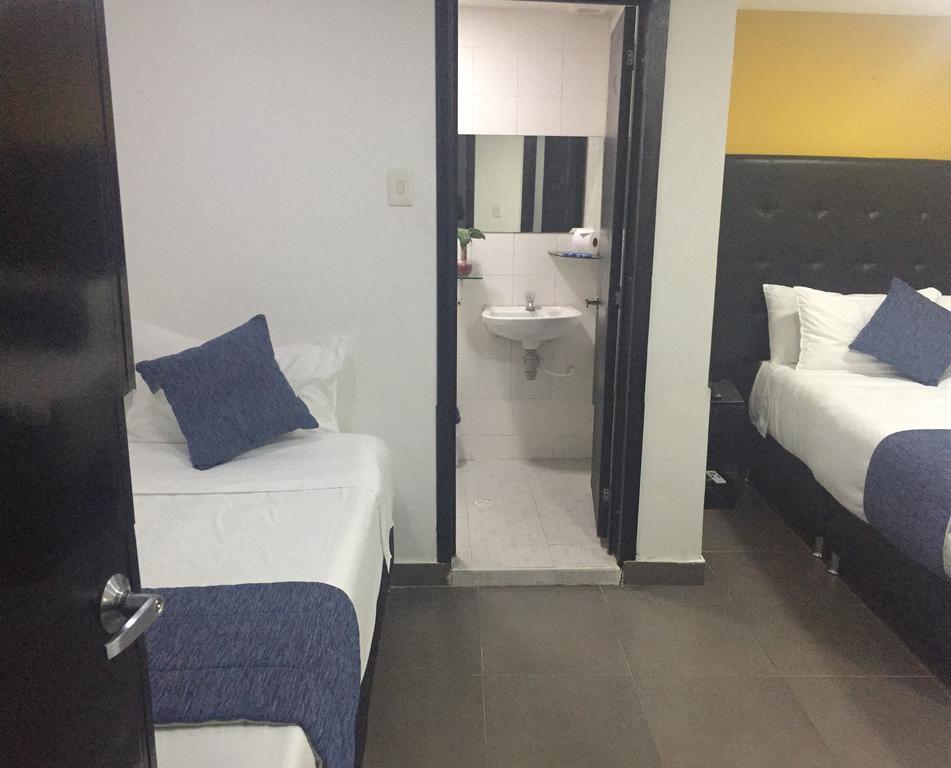 Hotel Aj Ferial 波哥大 外观 照片