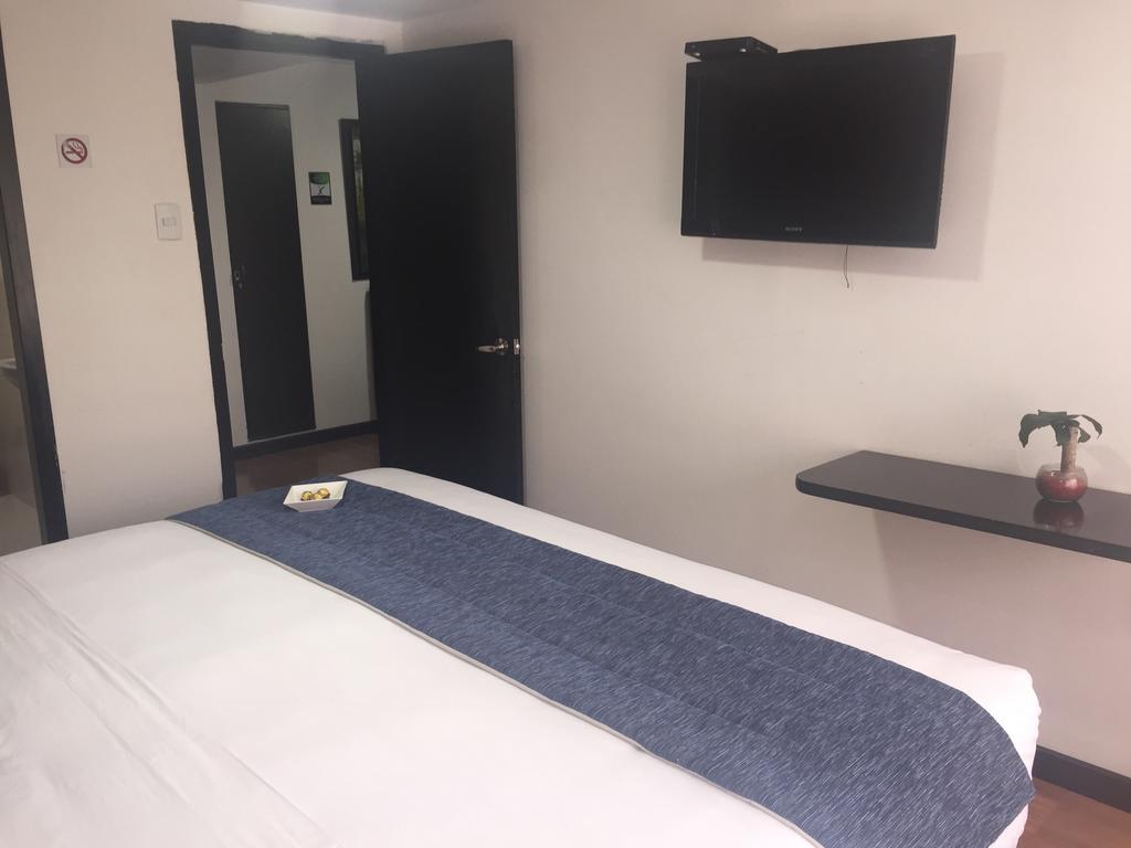 Hotel Aj Ferial 波哥大 外观 照片