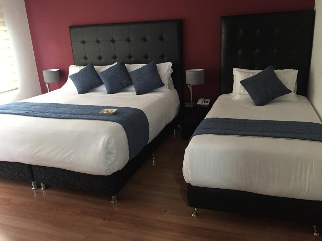 Hotel Aj Ferial 波哥大 外观 照片
