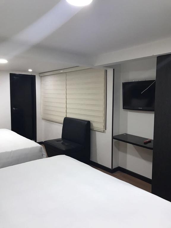 Hotel Aj Ferial 波哥大 外观 照片